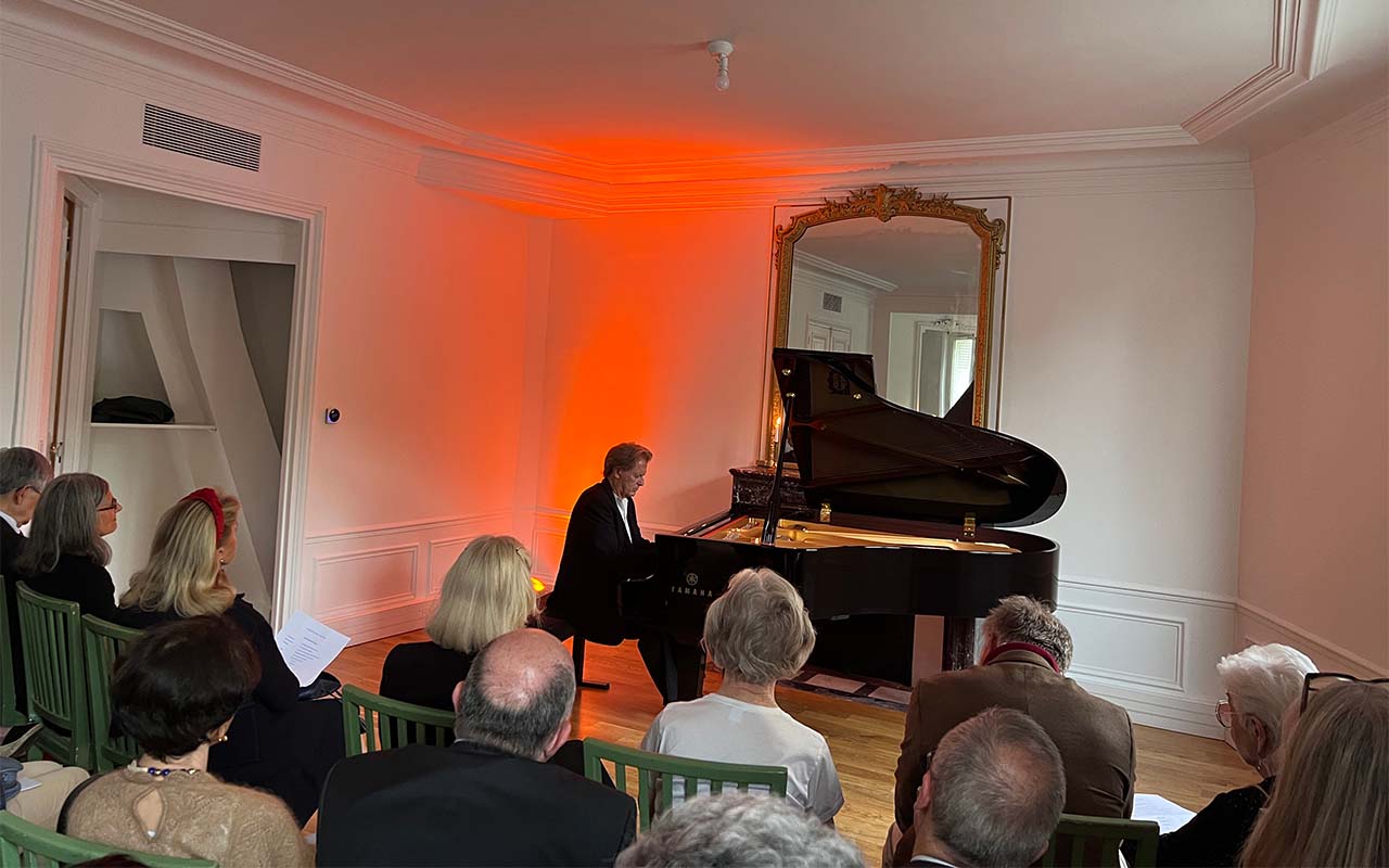 🎵 Concert d’Helge Antoni au Cercle Suédois : récital sur piano Yamaha S3X à Paris